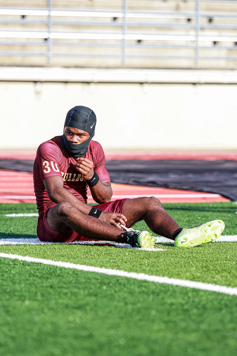 Ke4Singleton's tweet image. 4-0 
1-0 in District 
Opportunity is Everything 🏁⏳
@CoachKRHarrison @dodie4nic @iwp4short @CoachWatley @McDuffeyBoyLace @T_Singleton25 @BnanceTTU @BWells409 @Perroni247 @TeamKamMartin @kendalbriles  @A_B_Williams26 @AppleberryBU @SC_BulldogFB @BnanceTTU 
#Eyesontheprize