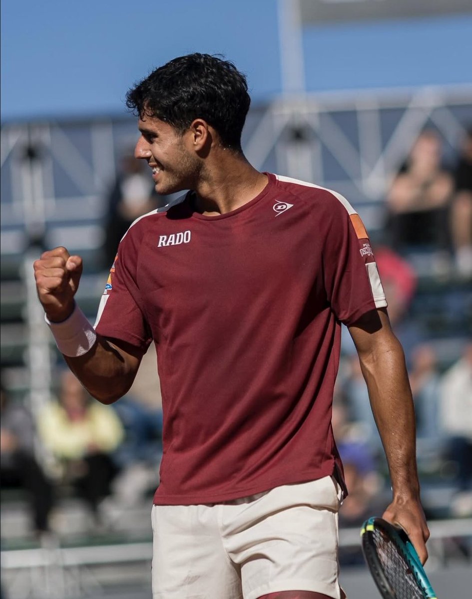 nextgen_tenis's tweet photo. ¡CAYÓ THANOS!

Dani Vallejo🇵🇾 (254°) supera por doble 6-3 a Aristotelis Thanos🇬🇷 (475°) para citarse entre los ocho mejores del CH75 Antofagasta.

La última presencia del paraguayo en cuartos de un challenger fue en el Paraguay Open en marzo, cortando la sequía de más de 6 meses. https://t.co/YVjhqYiRxI