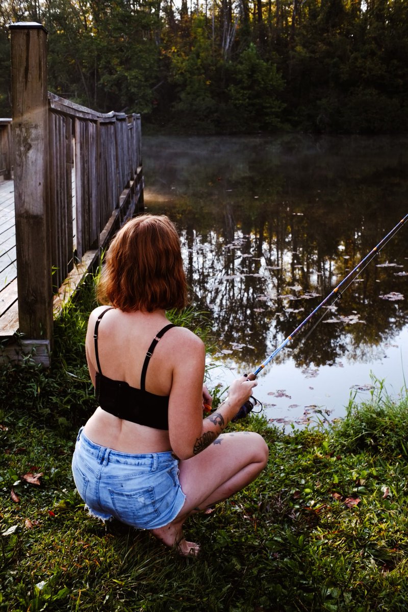 cannabaabyyy's tweet photo. RT if you’d be my fishing partner 🥰 https://t.co/eJuVxbsoEz