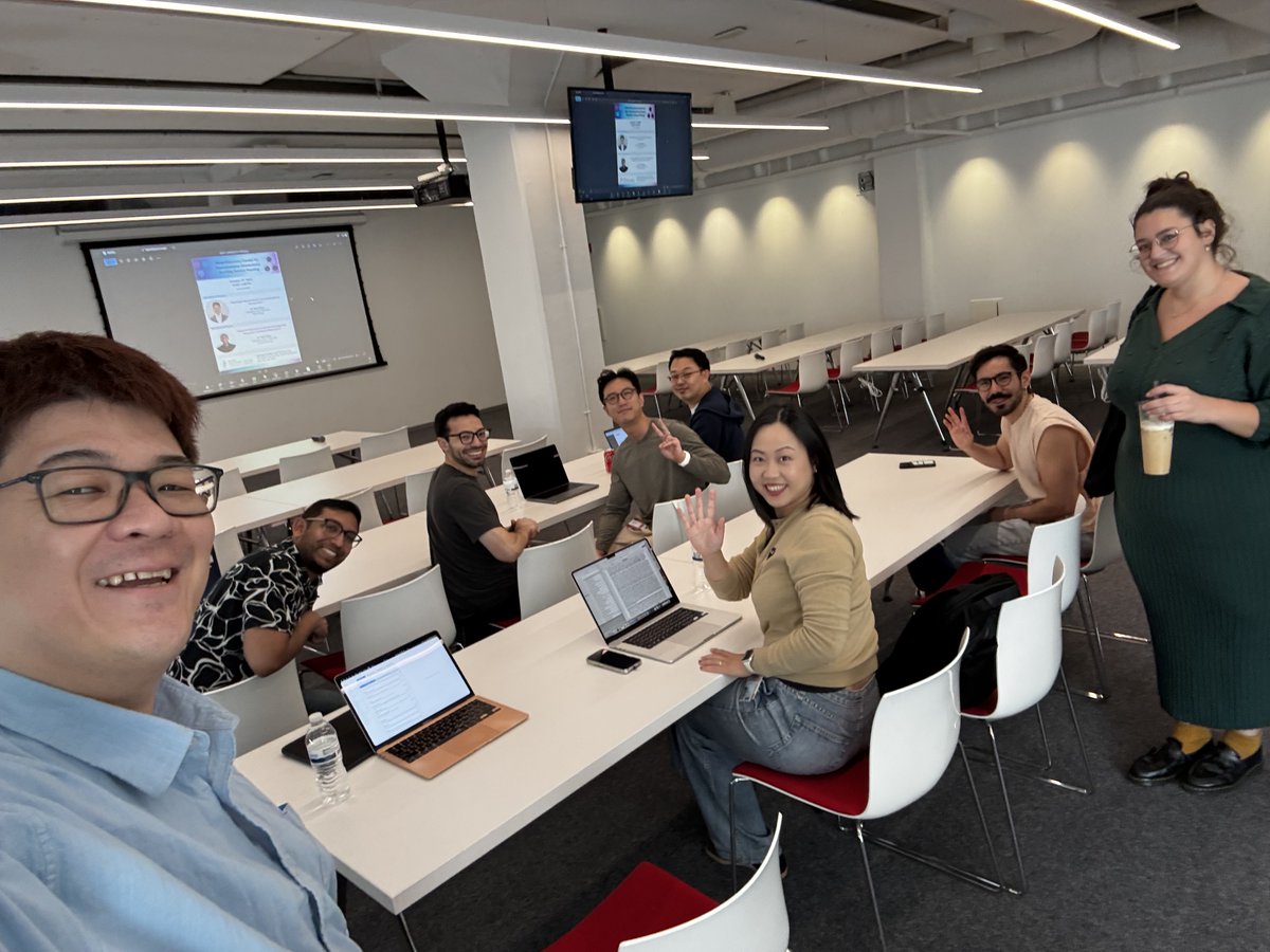 Artis lab so ready so early before others for the monthly WIP meeting with the Allen Discovery Center for Neuroimmune Interactions.

So eager to learn!