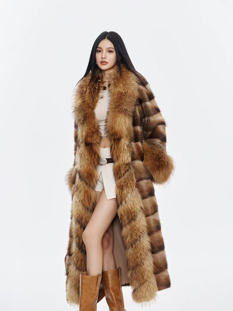 LeKanier's tweet photo. New arrivals, continuing to sell like hotcakes! Fox fur coats will define your style and are a wardrobe essential. New products are constantly arriving on our independent website.
Order inquiries: +86 17398516880 https://t.co/KRvIcOzWjT