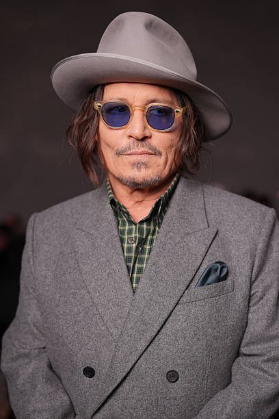 Central Johnny Depp tweet media