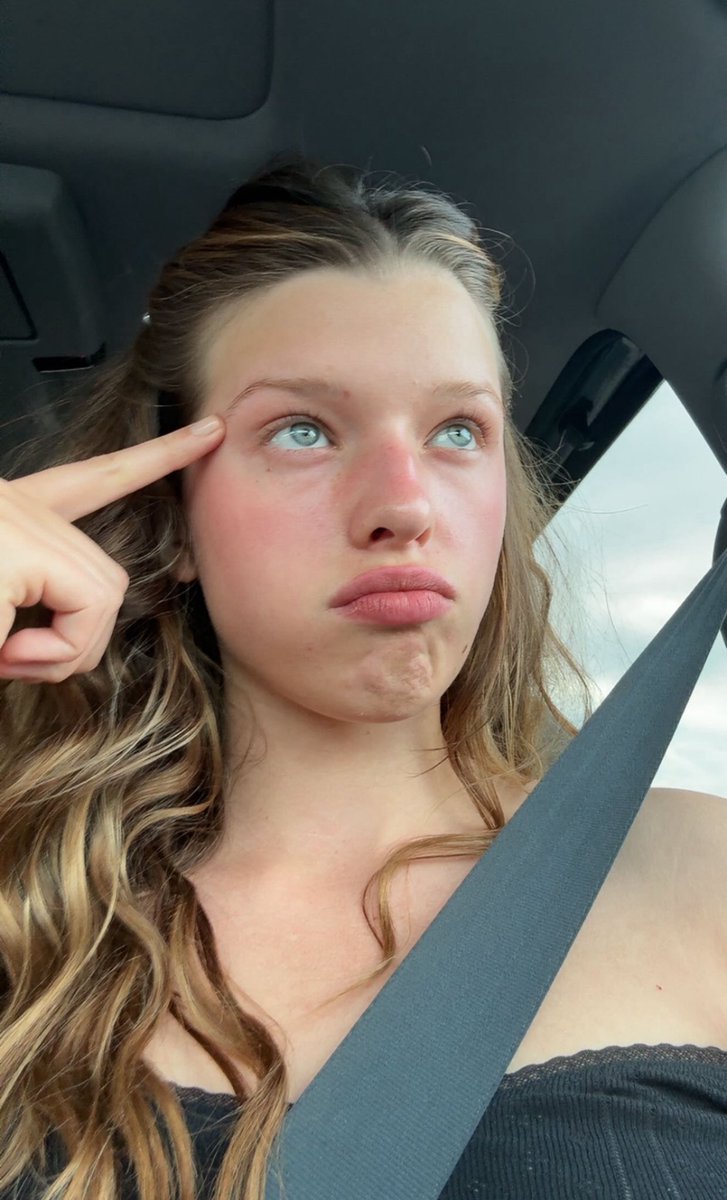 Wvcryptid81's tweet photo. Add celebs here to help me 🥵

#masturbation #BryceDallasHoward #milliebobbybrown #FlorencePugh #XochitlGomez #CocoLovelock #kateeSackoff #AriannaGreenblatt #EverAnderson #JessicaChobot https://t.co/W36cbHVcpw