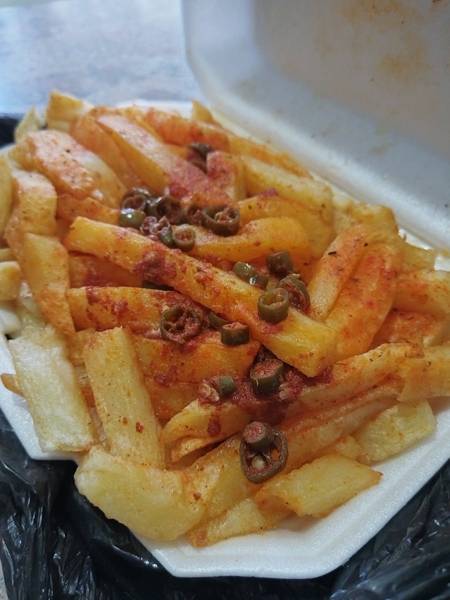 FortunateNdashe's tweet photo. These always slap..
The best chips in my hometown.

Nkomazi always does it for me with these. 🤤🤤🤤
#Mpumalanga #Nkomazi https://t.co/Y0zleDZR3c
