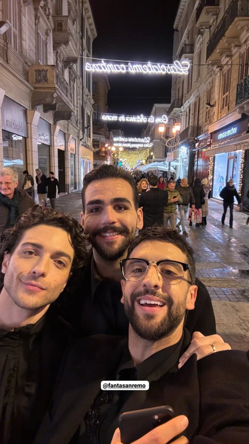 Sábado 4 a las 14:00 Arg. (19:00 It.) no se pueden perder el especial presentación del último álbum “Live at the valley of the temples” del trío <a href="/ilvolo/">Il Volo</a> por la sintonía <a href="/SItalianas/">SensacionesItalianas</a>.
Éstos son los links para escucharlo: sitalianas.radio12345.com y 
nuevasitalianas.radio12345.com.