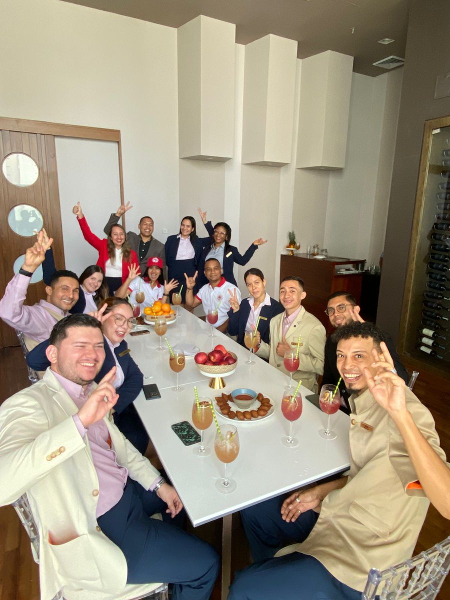 ALUNAfundacion's tweet image. 🌟Con mucho orgullo y alegría queremos compartirte el gran logro de uno de nuestros estudiantes: Michael De Arco De Ávila. 🌟
Michael ha culminado exitosamente 🙌 su proceso de prácticas en el entorno del @InterConCtg . Felicitaciones que sigas cosechando  más éxitos.