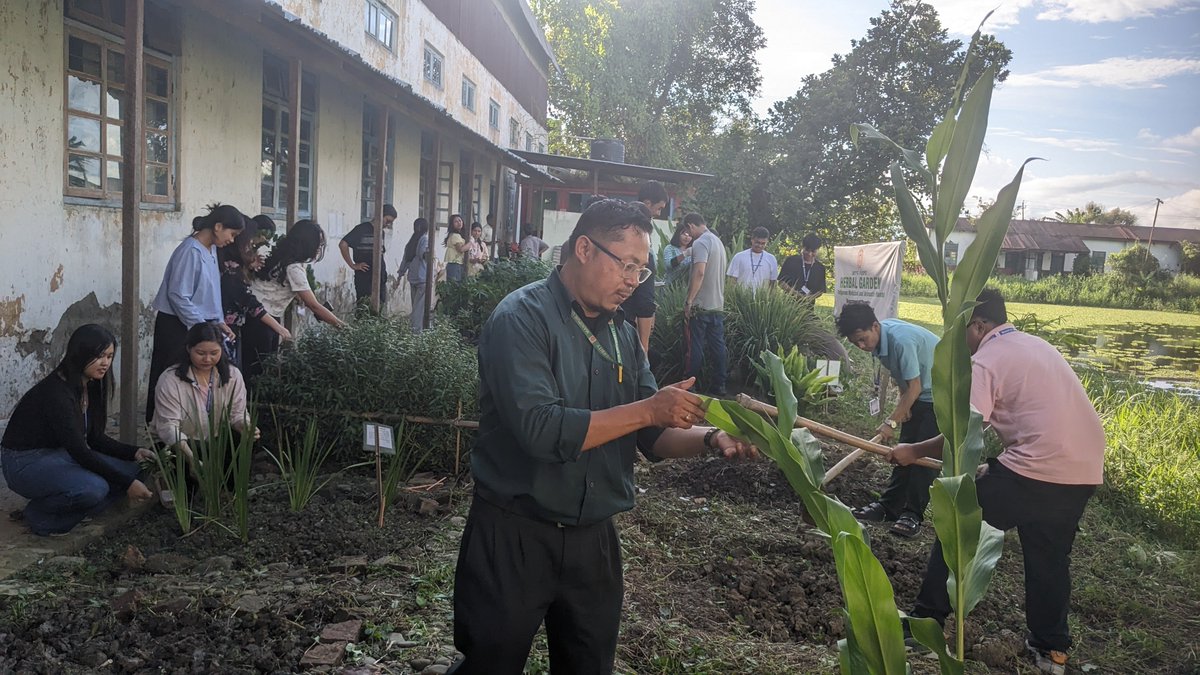 Lab_CGIFT's tweet image. #Conservation of the medicinal #plants through #Herbal Garden in @MU_Forestry @ManipurUniverse