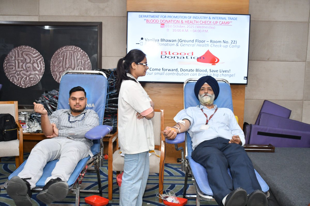 DPIITGoI's tweet photo. DPIIT observed National Voluntary Blood Donation Day on 1st Oct 2025 in the presence of Secretary Shri Amardeep Singh Bhatia &amp; senior officers. As part of #Swachhotsav, a Health Check-up Camp was held. Secretary, DPIIT also donated blood for the noble cause. https://t.co/AfP9rxspMy