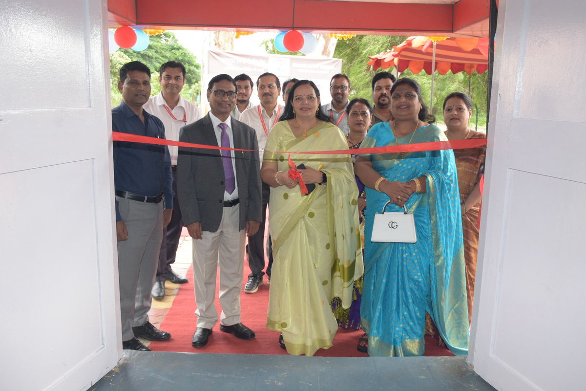 OrdnancePro's tweet photo. On 1st October 2025,OFDR has celebrated 4th MIL DAY by organising exhibition displaying various products of OFDR at Community Hall OFDR ESTATE @IndiaMunitions https://t.co/RePyipgRPG