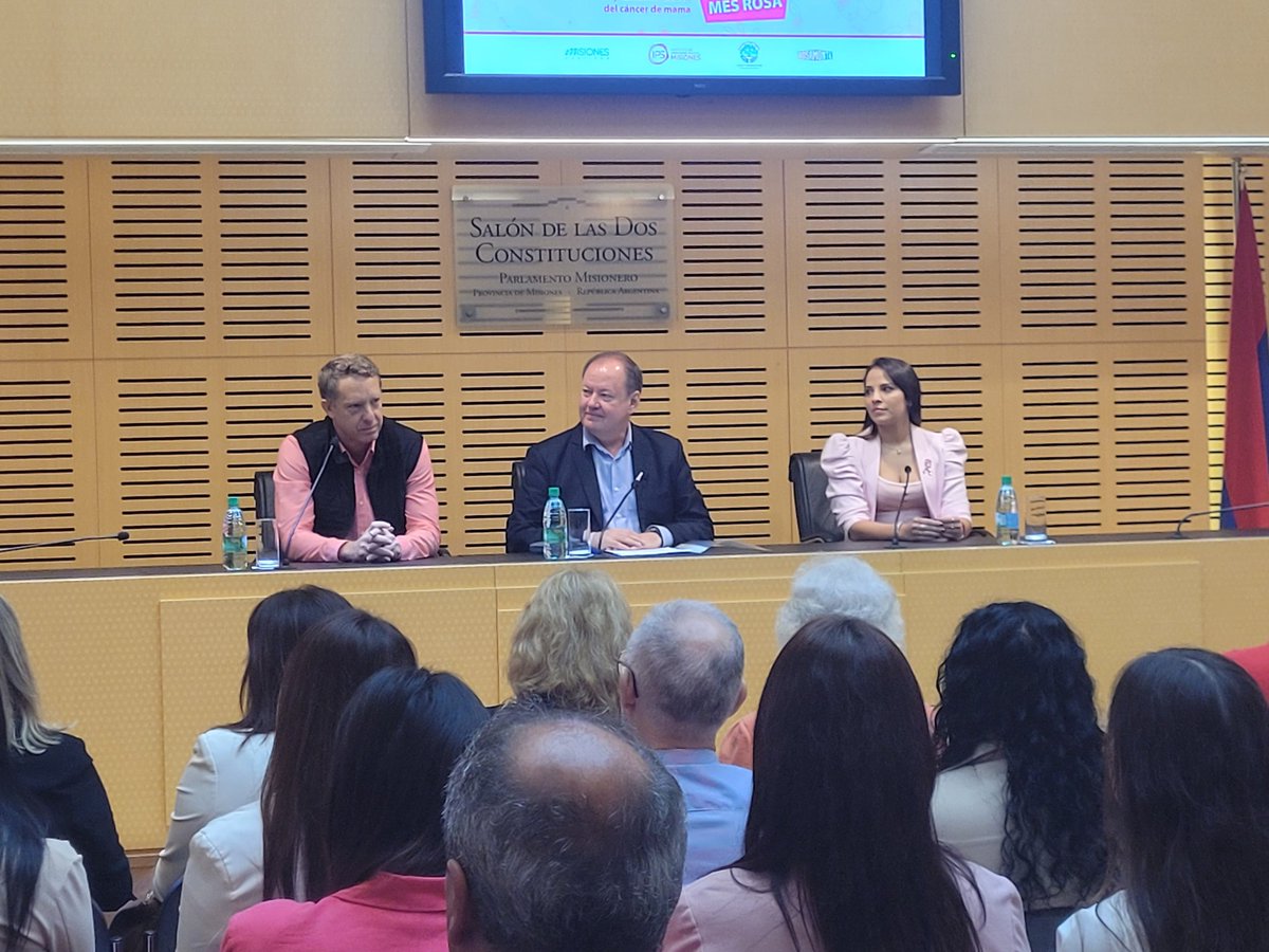 Lanzamiento del Mes Rosa para la prevención y concientización del cáncer de mama. Se realiza en el Salón de las Dos Constituciones de la Legislatura.