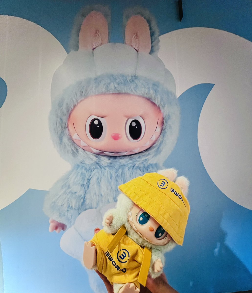 Artistkatty_'s tweet photo. 感谢🙏@3WorldGlobal_ @Bit_LittleP
开心收到了 新加坡🇸🇬第一只Labubu 🤭
#Token2049
#3world https://t.co/3Jgr3MyBQe