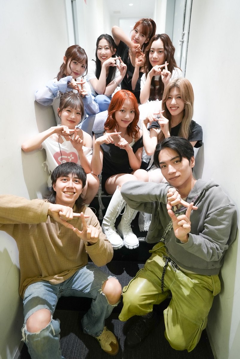 【Debut Showcase 🎠】

2025.09.30(TUE)…📖

SIRUPさん、Wezさんが来てくださいました❤️‍🔥
ありがとうございました🙏🏽✨

<a href="/wezzyatlas/">Wez Atlas</a> <a href="/IamSIRUP/">S I R U P</a> 

#Ettone #えとね #エトネ #Loosepops #O21
#えとね日和