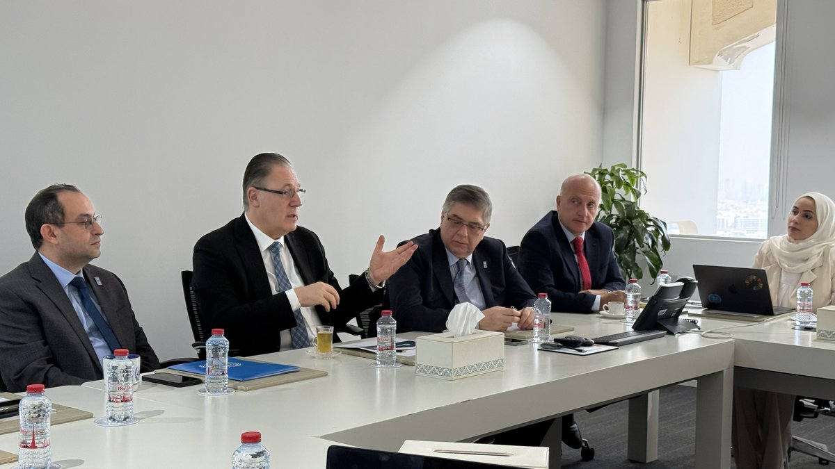 knowledge4All1's tweet photo. Inspiring visit at the #KnowledgeProject in #Dubai!
Dr. @AbdallahAldard1 &amp; UN RC in the #UAE @BBoell joined us to discuss the Global Knowledge Index #GKI revision &amp; upcoming steps for advancing knowledge economies regionally &amp; globally. Stay tuned for #GKI25 &amp; more updates! https://t.co/Sa2NDvFzxn