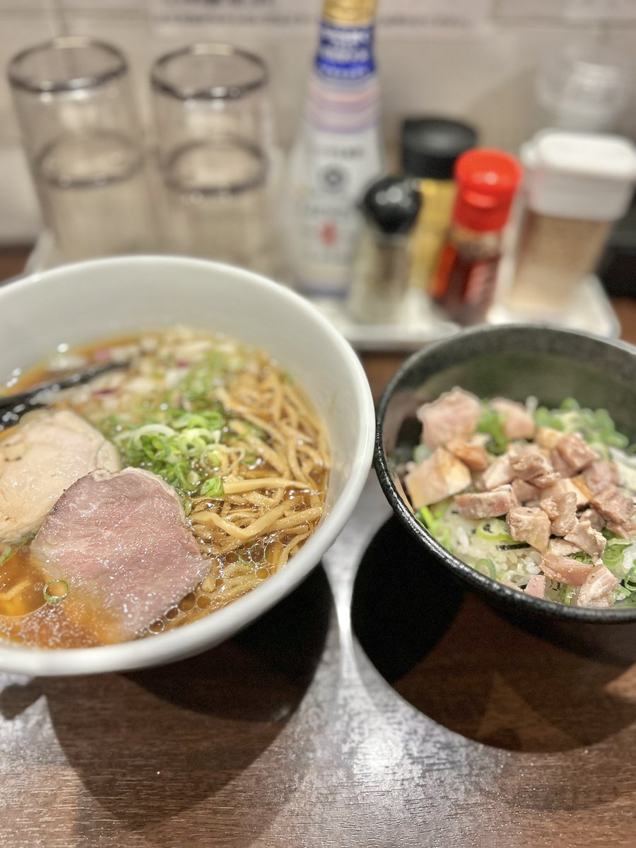 昼も夜もラーメンだと...