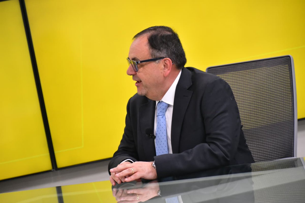 EntrevistaAM tweet media