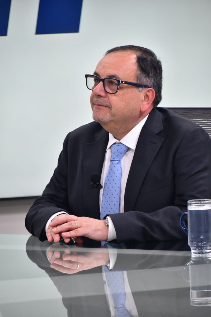 EntrevistaAM tweet media