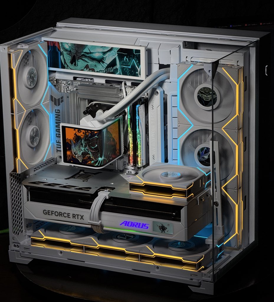 bit0th's tweet image. رصد كايجو بقوة تقديرية 9/10 

من التجميعات المتجر @Bitbybitpc

R7 9800x3D 
AORUS RTX 5080 MASTER 
ASUS B850 BTF 
G.SKILL ROYAL 32GB 6MHz CL28
Crucial 2TB + S50 2TB 
TRYX PANORAMA 360MM 
LIAN LI VISION COMPACT 
LIAN LI EDGA 1200w G ATX3.1 
LIAN LI UNI 120MM ( 9x ) 
LCD 8,8