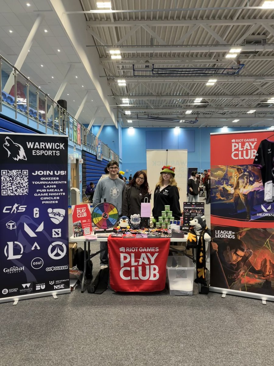 🎉 ESPORTS SOCIETY IS @ WARWICKS FRESHER FAIR! 🎉

Come say hi we have tons of free goodies thanks to our sponsors we would love to meet as many of you today :) come join our society!
