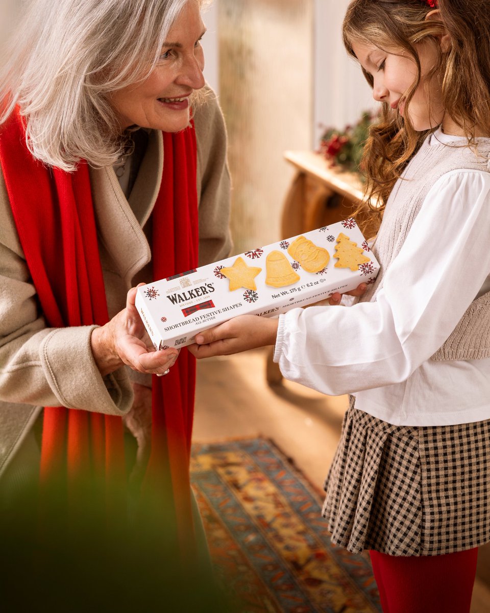 Shortbread's tweet image. Walker’s Festive Shop is now officially open for 2025! 

Our bakers have been busy preparing all-butter festive shortbread, mince pies, gingerbread, and other Christmas treats to delight you this season.  

#WalkersShortbread #ScotlandAtItsFinest #Christmas #Gifting