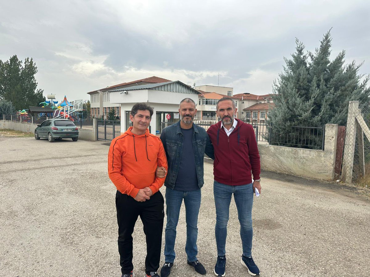 Çubuk’ta
🇹🇷 Özel Eğitim Uygulama Okulu 
🇹🇷 Ahi Evran MTAL
🇹🇷 Atatürk İlkokulu 
🇹🇷 Atatürk Ortaokulu idareci ve eğitim çalışanı arkadaşlarımızı ziyaret ettik.