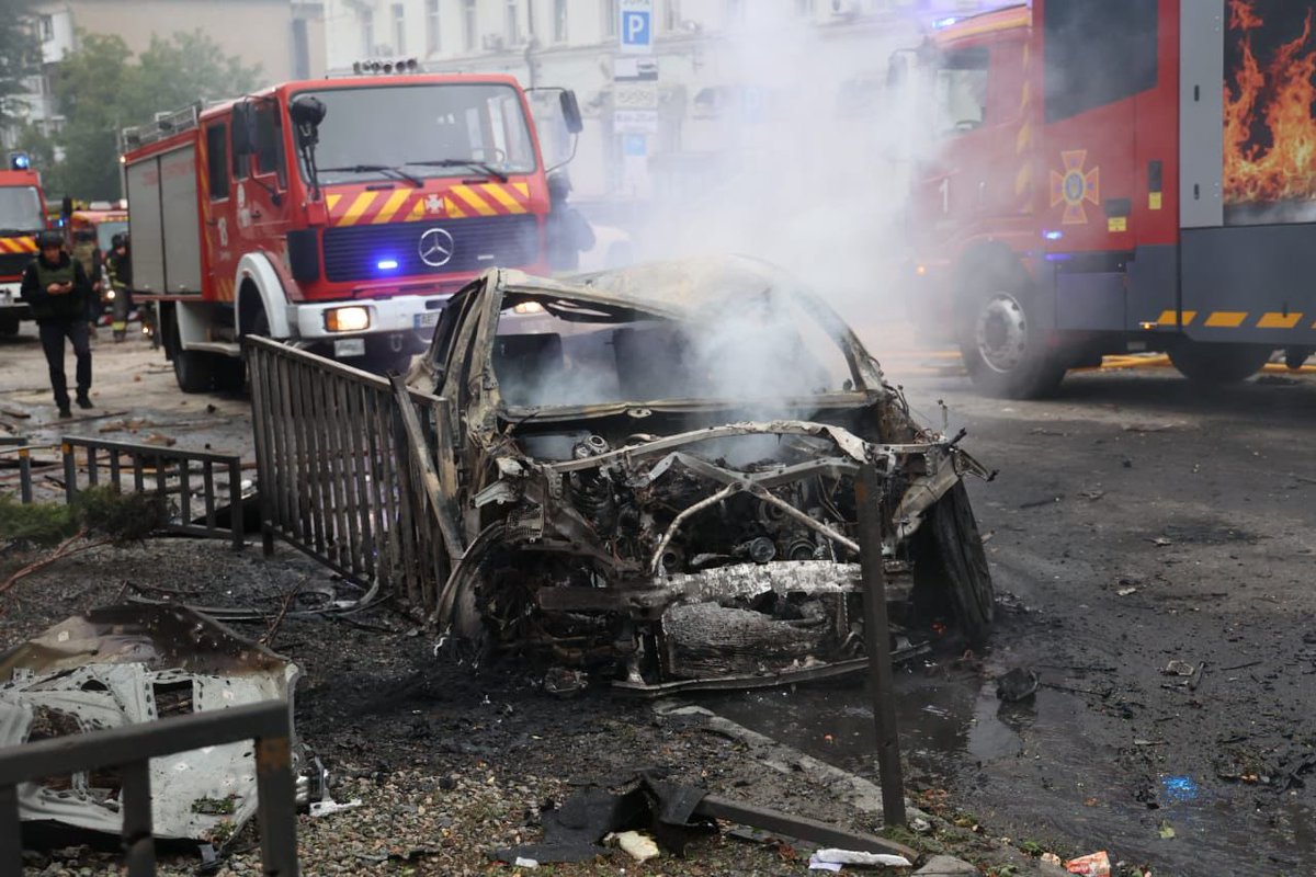 PEN Ukraine tweet media