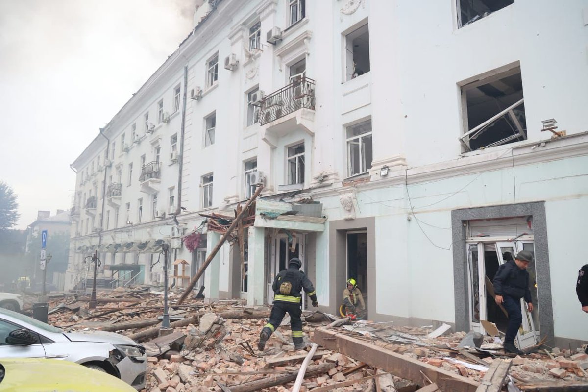 PEN Ukraine tweet media