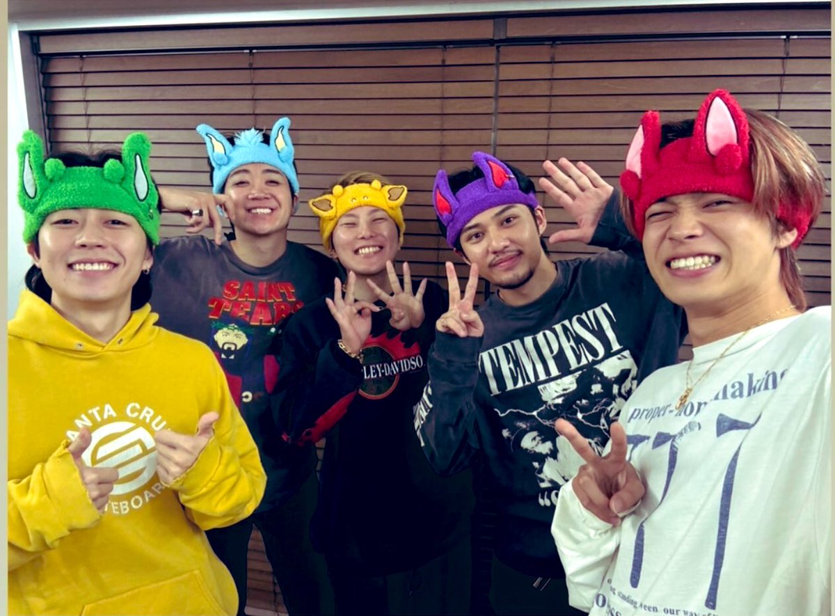 M0a7yu's tweet photo. やまとくんゆうたくんゆうまくんひゅうがくんあっちゃん裏方の皆さん7周年本当におめでとうございます🎊🎉これからも体調に気をつけて元気で笑顔でいてね改めてコムドットのメンバー裏方の皆さん7周年本当におめでとうございますこれからもずっとずっと一生応援しています https://t.co/nYJa9L4yZE