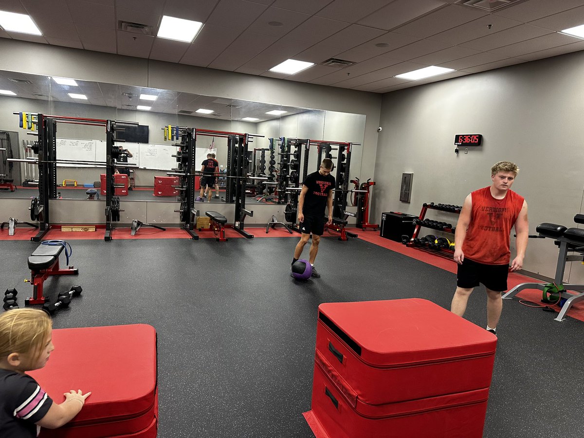 These two are consistent as a heartbeat! Hardin Juice and Jake the Snake in here getting it done this am!