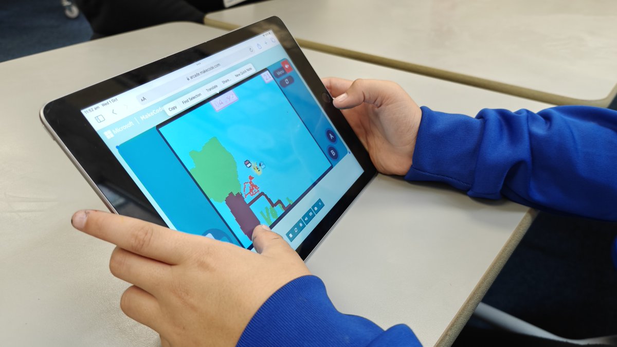 Code_Created's tweet image. 🎮 Fantastic start to the year at The River Centre in Blaenau Gwent! Pupils from Y1-Y8 created their own games with custom graphics and scoring. Every student finished with a playable game to take home. Lovely school, brilliant day! 🚀

codecreated.com

#STEMEducation