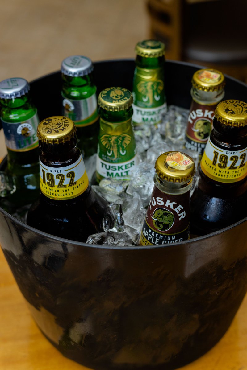 ProteaKampalaH's tweet photo. Beer tastes better when the price is sweeter. 😉
From Thursday to Saturday at PHK, grab any two Tusker bottles for only 15,000 UGX. Bring your crew, sip into the vibes, and let the good times flow. Call +256 312 550 000 to book your spot.
#BeerRush #TuskerTime #PHKExperience #CheersToTheWeekend #BeerLife
