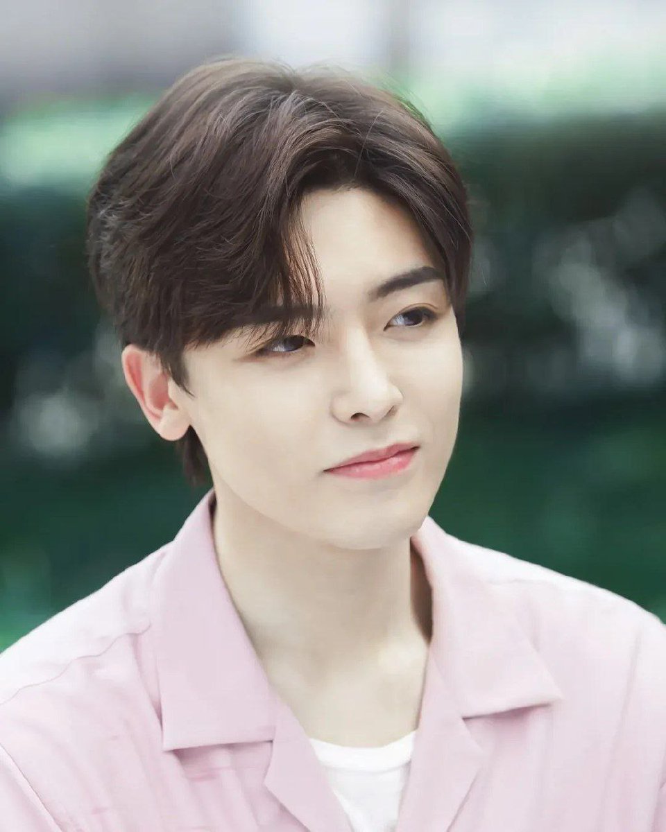 neohou_feed's tweet image. Drama Reading Class Already Scheduled 🍉🤔  
Platform: iQIYI 
#Readingclass 
#HouMinghao 
#侯明昊