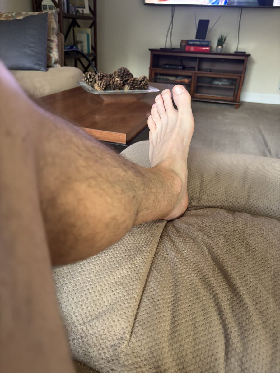 My toes are so scrumptious that everyone wants to taste them. 🤷🏻‍♂️