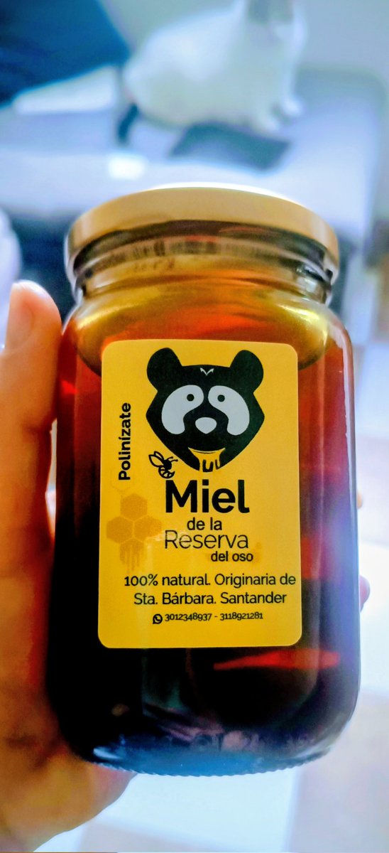 MuyCondimentada's tweet photo. ¡Buenos días, dulce gente! La miel de la reserva volvió y cambio su imagen que le hace homenaje al guardian de los paramos.
¿Qué esperas para comprarla? 
#endulzate #polinizate https://t.co/XQXinlib3Y