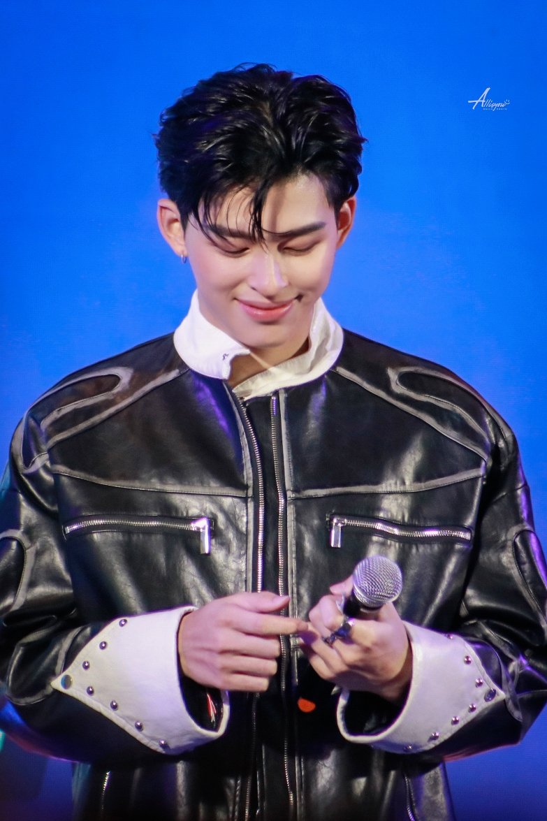 _AllisYou's tweet image. [011025]  ยิ้มมมมมม😋😏

JASPER X BREEZE
#BreezeQuickWashxJasper
#ppnaravit @ppnaravit​

–– #AllsPhoto​ ––