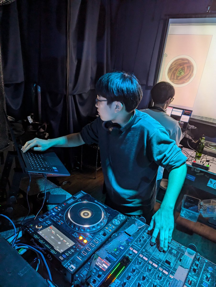 iPhone - 田中太郎 たなかたろう KotaroTanaka / 田中 光太郎 (@kotaro430