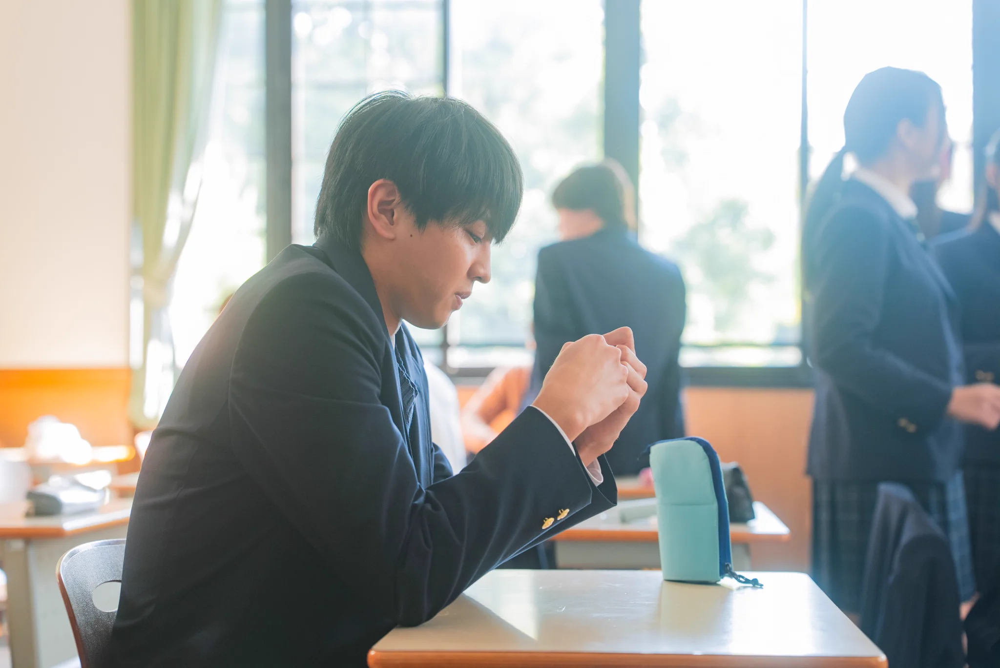 修学旅行で仲良くないグループに入りました2」【公式】 on X: 