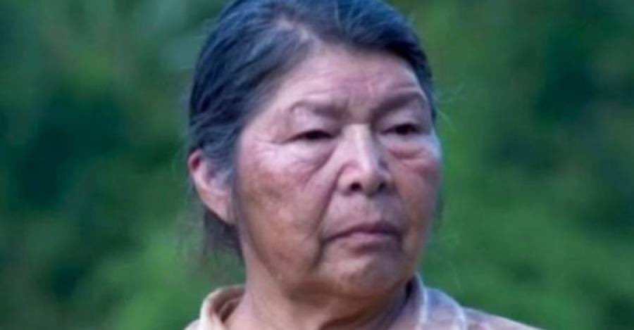 Hace casi un año levantamos la voz en la Comisión de Mujeres por el caso de Julia Chuñil. Los nuevos antecedentes entregados por su familia reabren las interrogantes y las sospechas en torno a su muerte. 

Nuestra solidaridad con sus seres queridos y la exigencia de verdad y