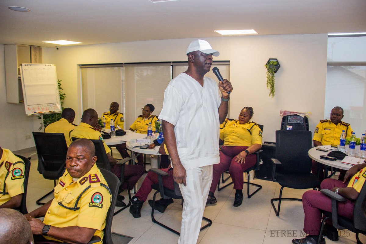 followlastma's tweet photo. #LASTMATraining #HappeningNow #Training #LASTMAReformation #LASTMA #Day3 #Session1
The General Manager of the Lagos State Traffic Management Authority (LASTMA) Mr. Olalekan Bakare-Oki, was on hand to add life to the ongoing training to enhance Service delivery.
Addressing the trainees, he reiterated the commitment of the Agency to coming up with ways to improve the intellectual and mental capacity of its personnel for enhanced service delivery.
@Sola_Giwa
@gm_lastma
@followlasg
@GoldmyneTV
@Mr_JAGs
@gbenga_omo
@TrafficChiefNG
@channelstv
@lagosMOT1
@lagostraffic961
@daily_trust
@thecableng
@walemusa
@seunosiyemi_
@vanguardngrnews
@MobilePunch
@NigeriaNewsdesk
@TheNationNews
@channelstv
@FRSCNigeria
@OlalekanOki
@rrslagos767
@Gidi_Traffic