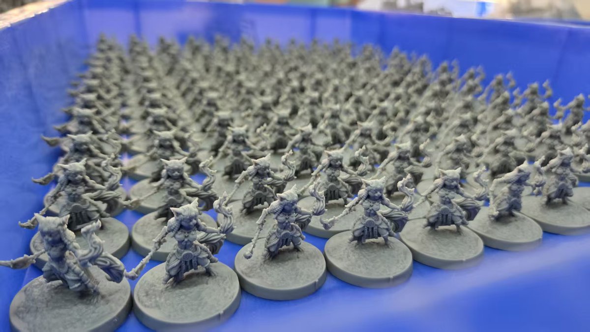 FLGTV's tweet photo. Here w gooooo!!!! Blood Throne production well under way, can't wait to see it in reality!
#bloodthronegame #boardgames #KickstarterBoardGames https://t.co/DQfoOFX5ad