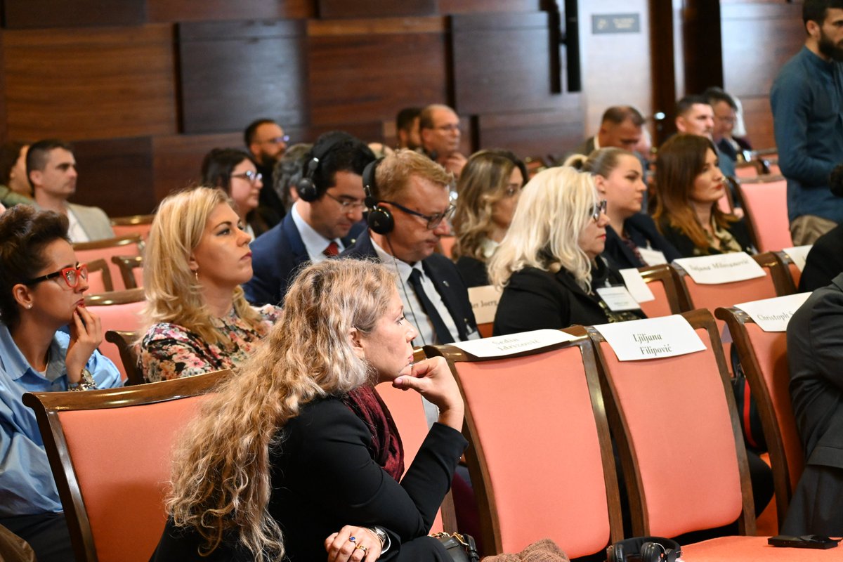 Last week in Sarajevo, the conference "Criminalizing Genocide Denial: Law, Accountability and Prevention" gathered experts from the field of domestic and international justice, representatives of civil society, academia and the international community.

Some of the topics