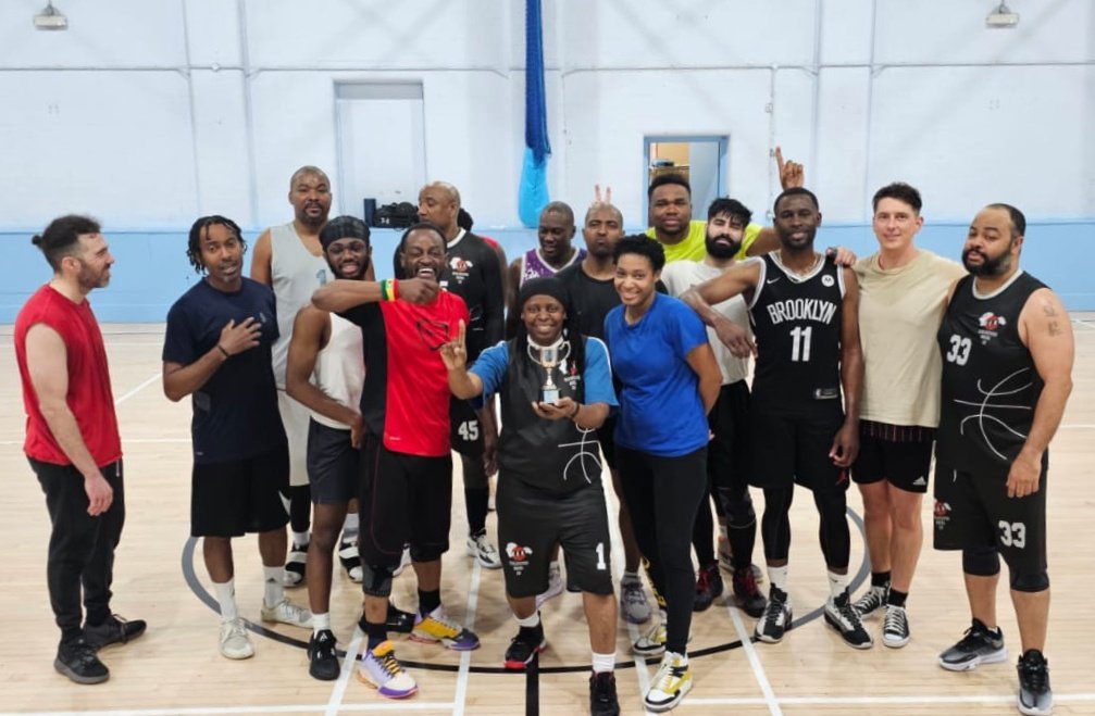 TottenhamSports's tweet image. Basketball at #TottenhamCommunitySportsCentre Tonight and every Wednesday 9pm to 11pm.

To find out more please contact #SPABasketball asking for Sylvia Dixon on 02088016401

Video courtesy of Sylvia

#flighttime #bball #ballers #basketballintottenham #ballout