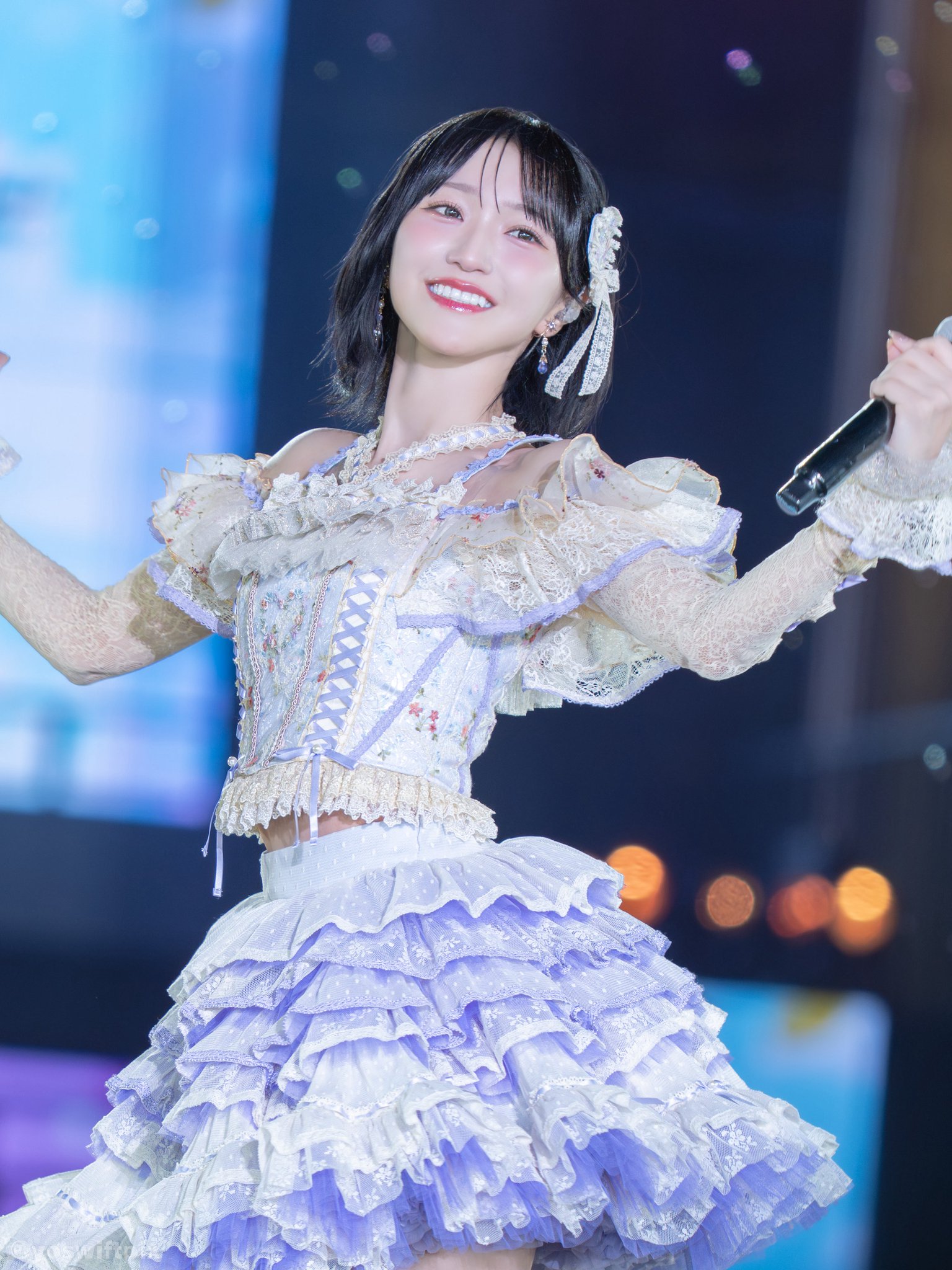 G2LK9YvaAAACWwA.jpg:large