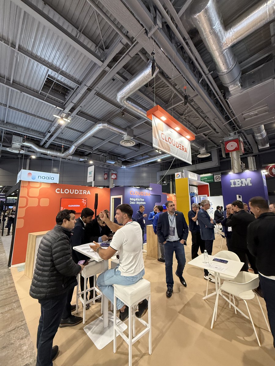 cloudera's tweet image. We&apos;ve arrived and look forward to seeing you at Big Data &amp;amp; AI Paris! 

Stop by stand E12 to connect with our team, see what’s new, and learn how we’re helping organizations bring AI to their data anywhere.

#BDAIP25
