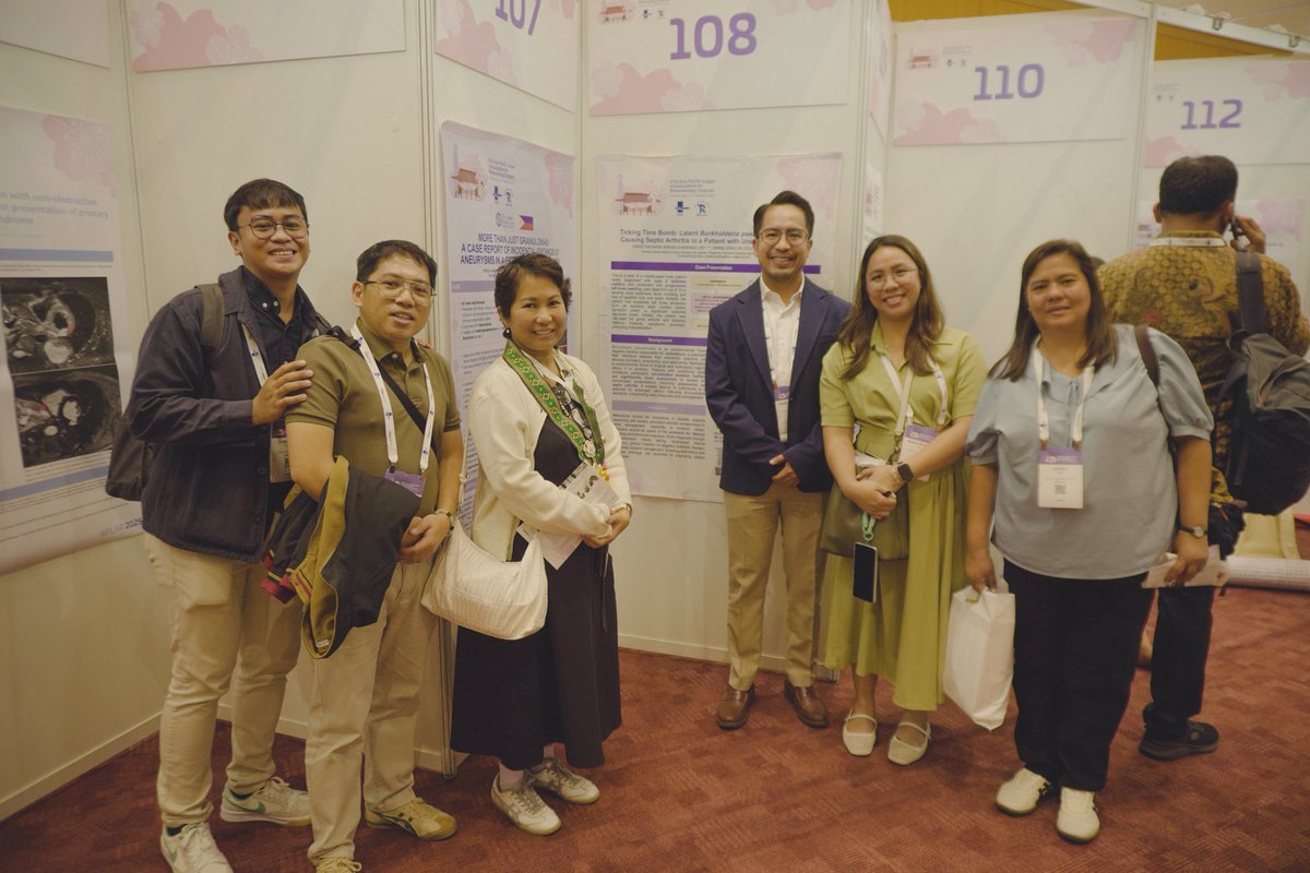 Xanon17's tweet photo. From clinic notes to global quotes. Proud to bring my patient’s story at the 27th Asia-Pacific League of Associations for Rheumatology Congress in Fukuoka, Japan. 🇯🇵🌸🙂 

 #APLAR2025 https://t.co/Cz4YYe8QFp