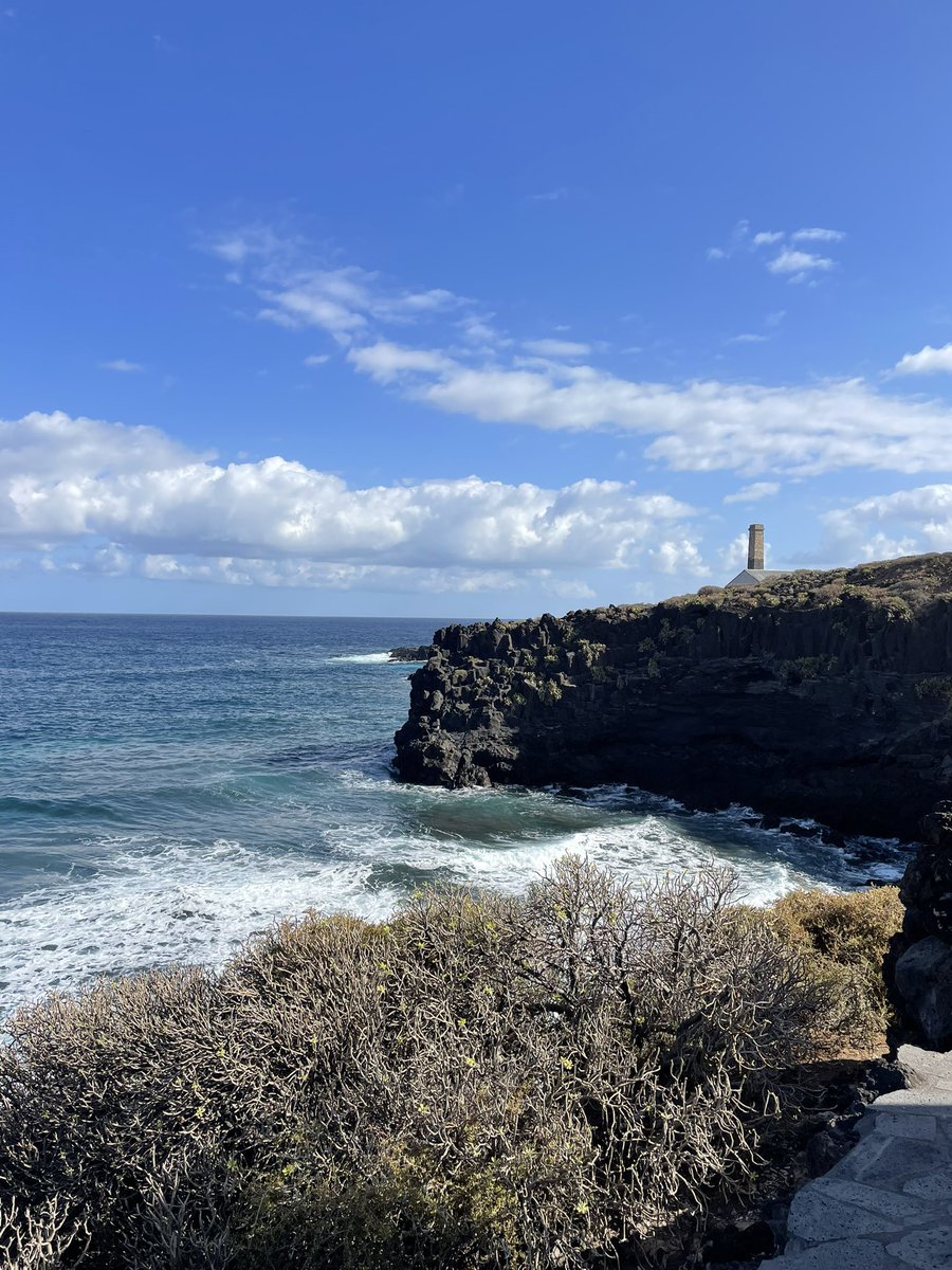 TurismoLosSilos's tweet photo. Saludos desde #lossilos #islabaja #tenerife #islascanarias https://t.co/ei4qLmacSR
