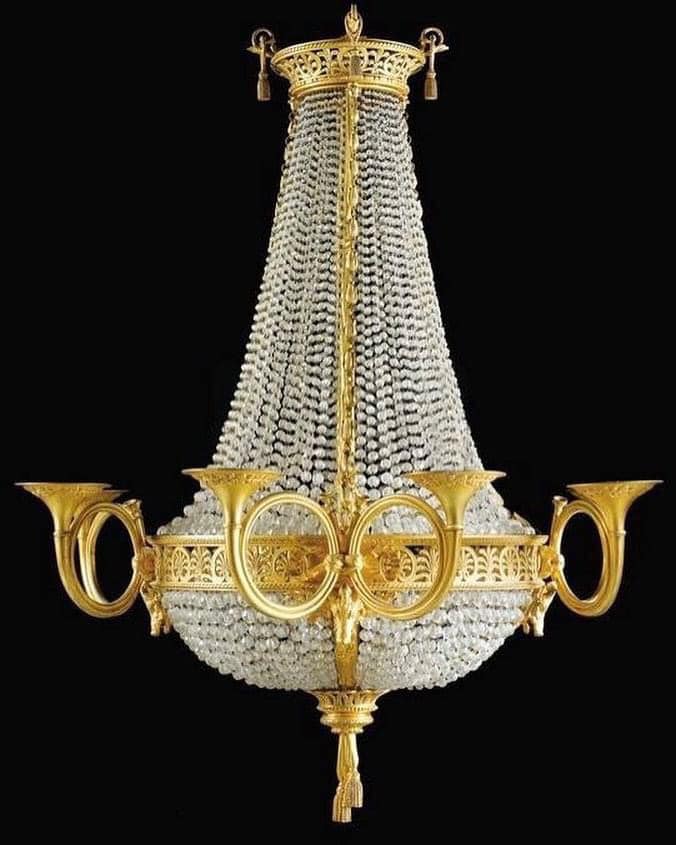 BiancoDavinci's tweet photo. French antique chandelier. https://t.co/uHSbkMXoDQ
