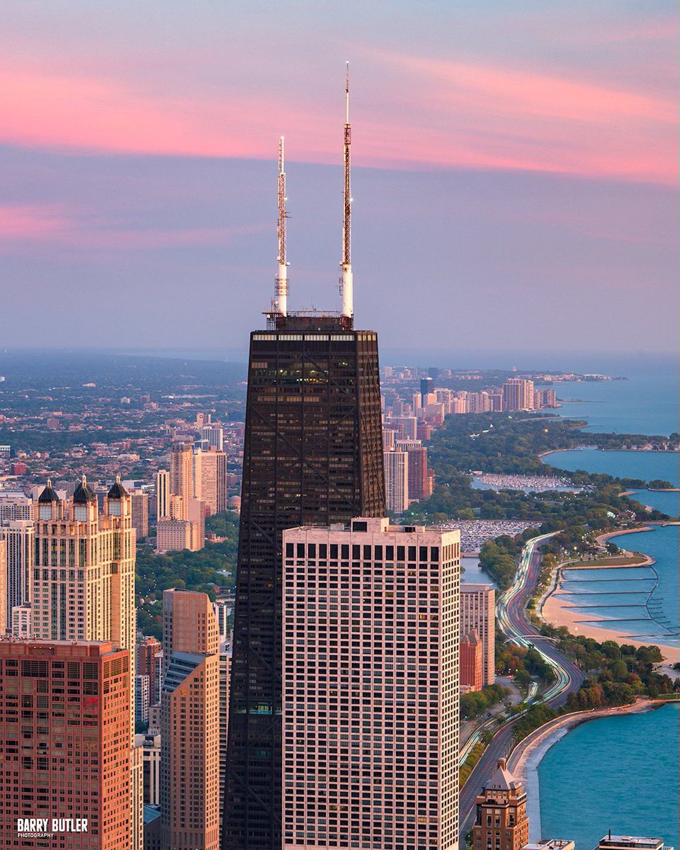 barrybutler9's tweet photo. Hello October!  The first sunrise of October 2026 with the Hancock in Chicago.  #weather #chicago #ilwx #news https://t.co/ZQSc2dTMQL