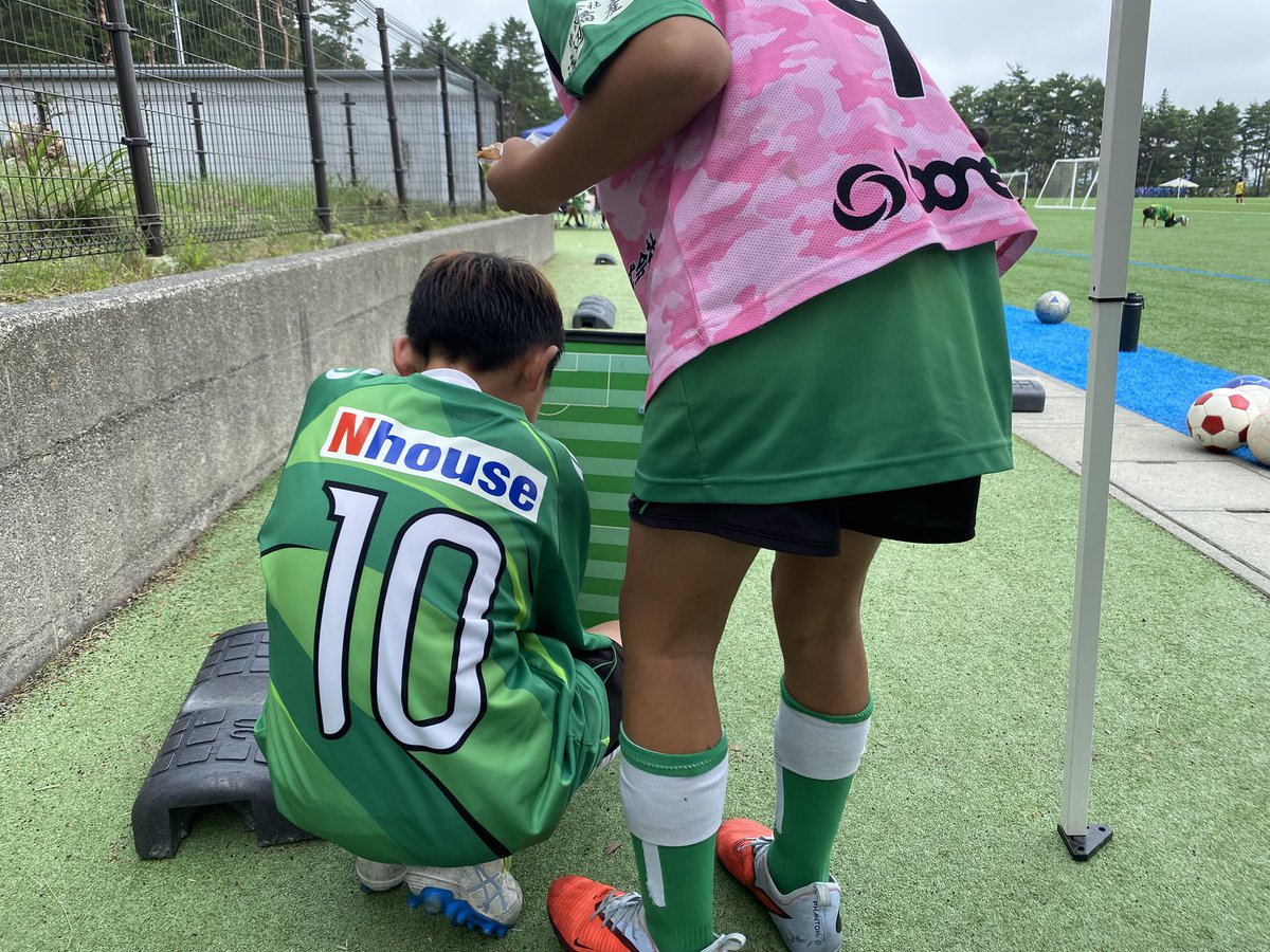 2017pspf's tweet photo. 【サッカー　クラブU10】
9/15日は、U10 リーグ後期開幕でした。

2試合とも結果が出て良かった⚽️

積み重ねて行こう‼️ https://t.co/mAvWLIclRR