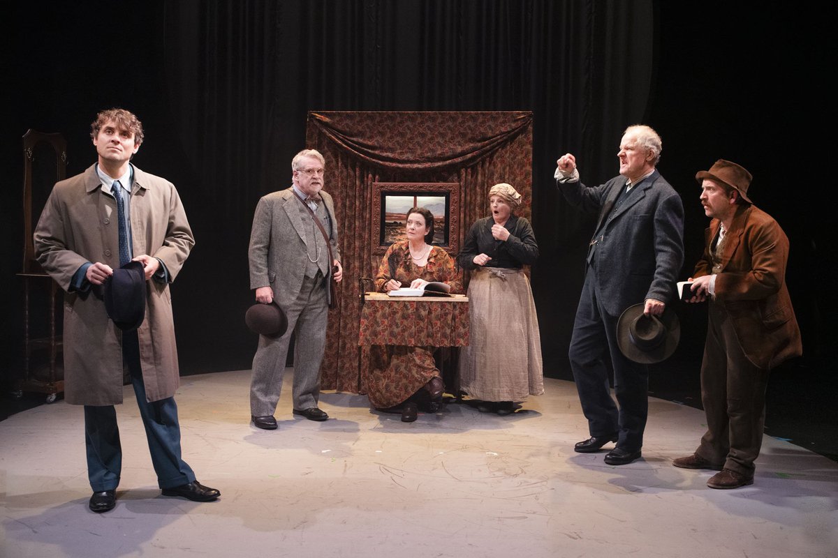 sophiegrenham's tweet photo. I travelled to the Civic Theatre in Tallaght in Dublin for the opening night of The Quiet Man, adapted from the short story by Maurice Walsh that inspired the Hollywood film with John Wayne and Maureen O’Hara. I recently interviewed Art Campion, who plays Paddy Bán Enright, so I was excited to see the result of their hard work.
Friends, I would hop on the red line Luas to Tallaght (it drops you a stone's throw from the door) and see this elegant show. It's darker than the film and produced with depth, wit, grace, and gorgeous choreography, set and costume design. I was charmed by it all. Get thee there! #IrishTheatre #TheQuietMan