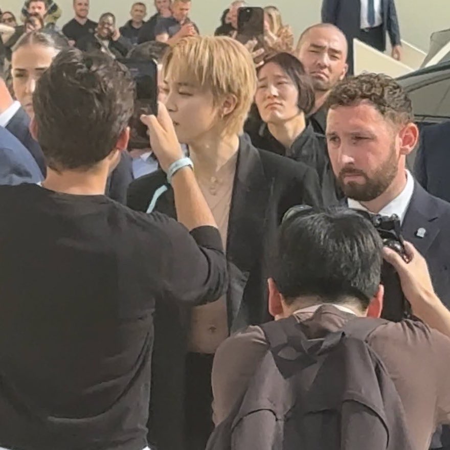 DIORMIN IS COMING! ✨️

#JiminAtDiorFashionShow
HUMAN DIOR JIMIN
FACE OF DIOR JIMIN
DIOR GLOBAL AMBASSADOR JIMIN
#JiminxDior #DiorSS26 #PFW <a href="/Dior/">Dior</a>